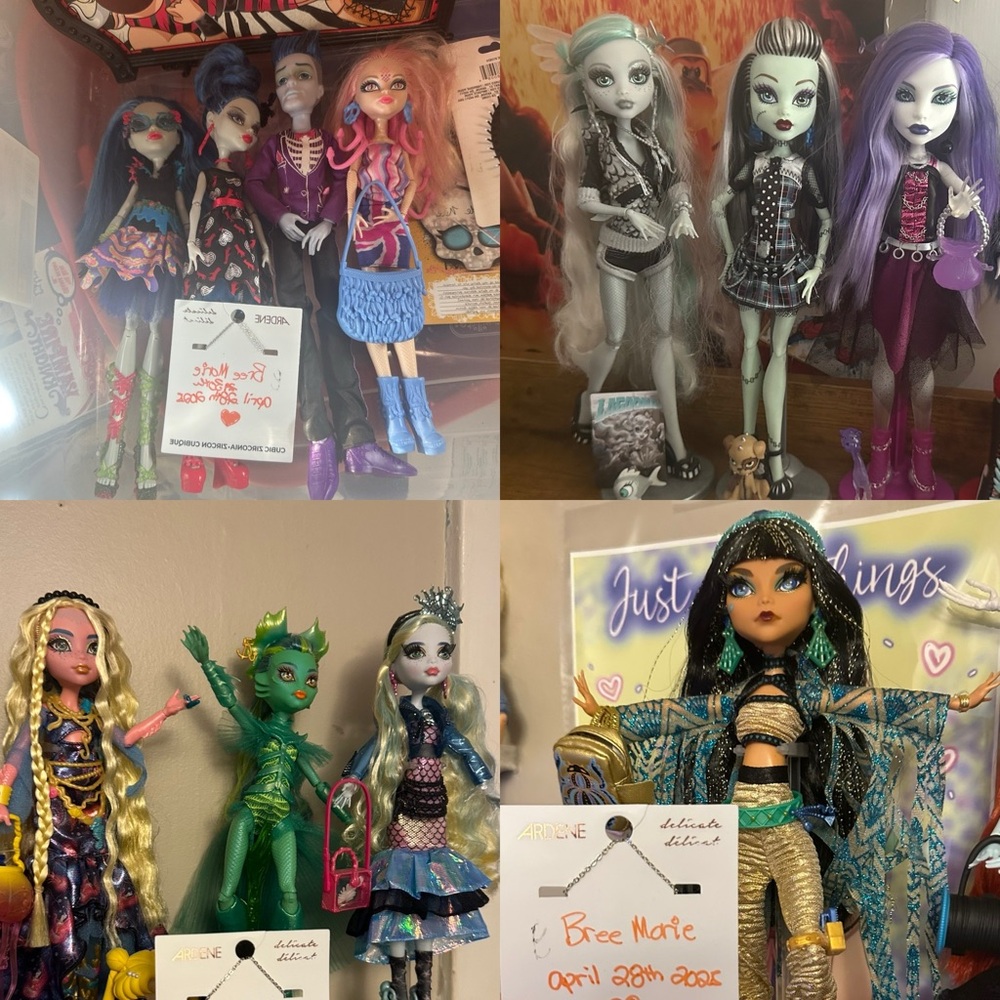 Monster High Dolls Set of 11